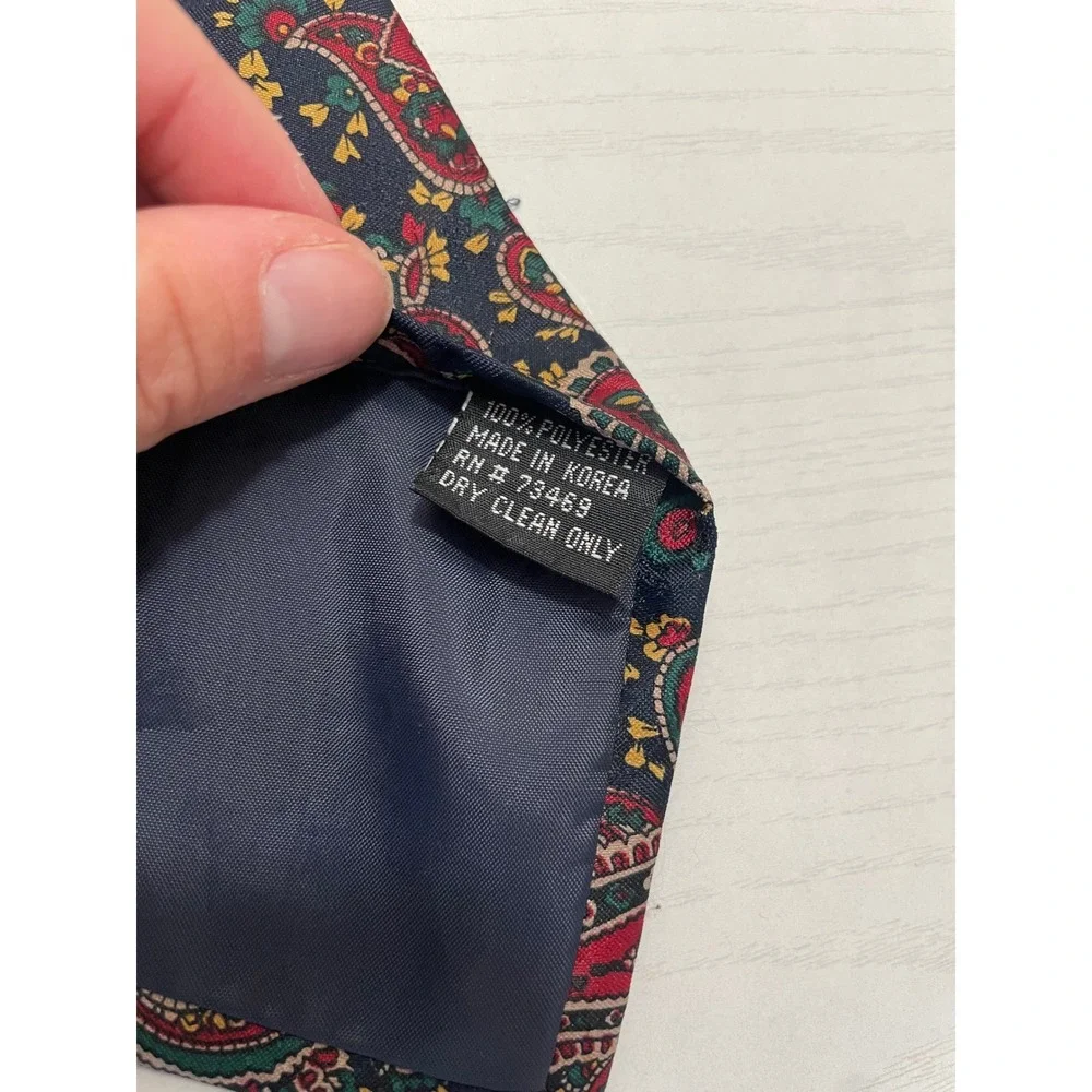 Men's Necktie Disney Winnie the Pooh Eeyore Piglet Tie Paisley Character‎